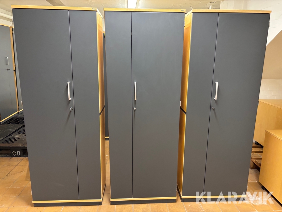 Garderob Kinnarps 3st