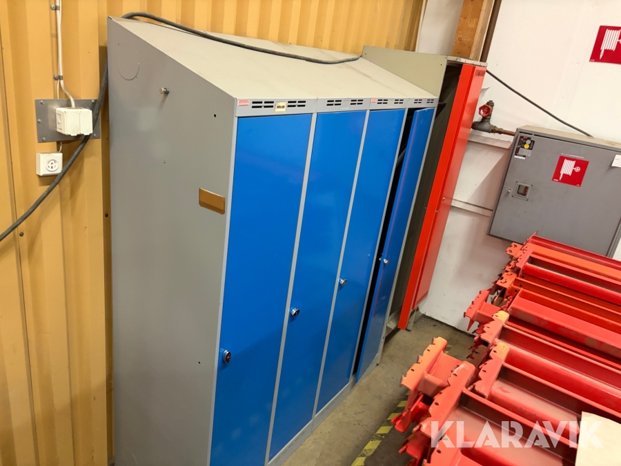 Klädskåp/ombytningsskåp plåt Sonesson Inredningar