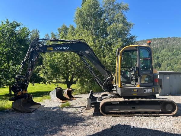 Grävmaskin Volvo ECR88 med vagn