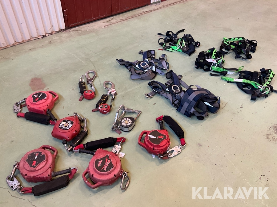 Fallskyddsutrustning Blandade Märken Och Modeller