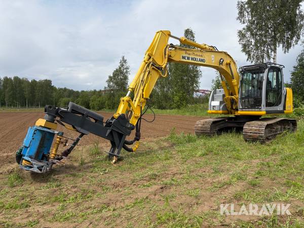 Grävmaskin New Holland E 145 med utrustning