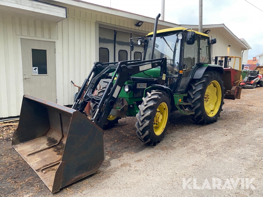 Traktor John Deere 1950 med lastare