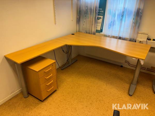 Höj & sänkbart skrivbord Kinnarps