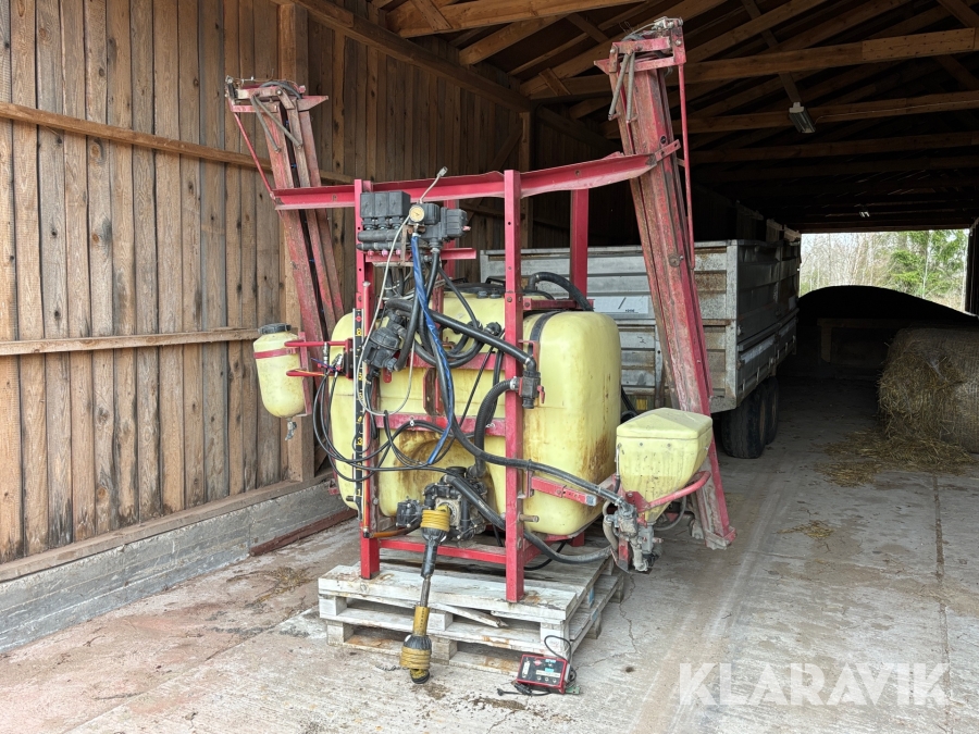 Växtskyddsspruta Hardi LXY800 800L