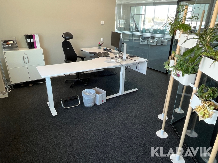 Kontor och loungemöbler. Kinnarps, EFG mfl.