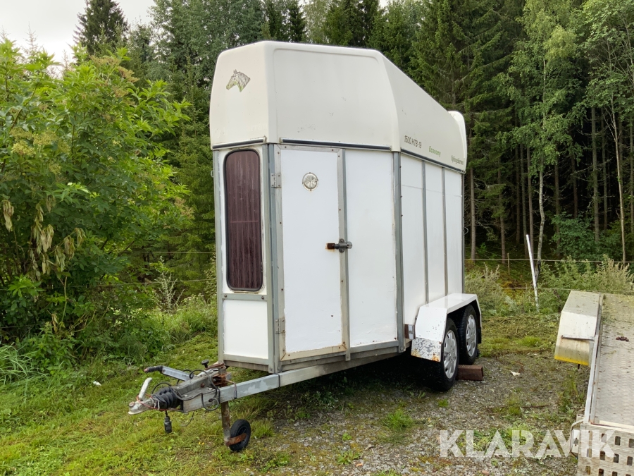 Hästtransport kylinekärran 1500 HTB-19
