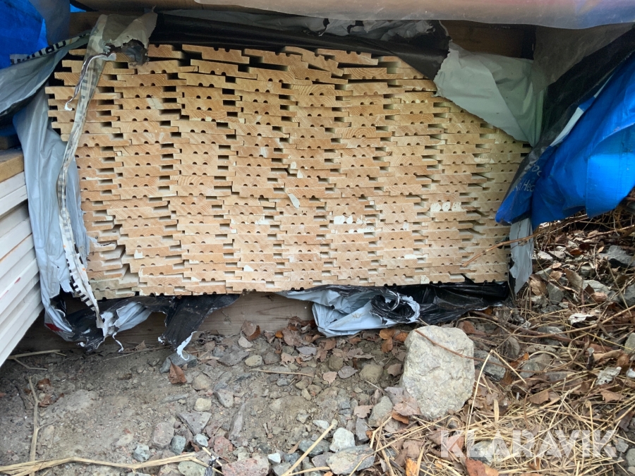 Klaravik Auktioner Panel Lockpanel med rak kant 22120 198st