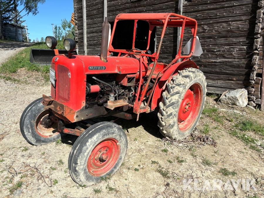 Traktor Nuffield 4M