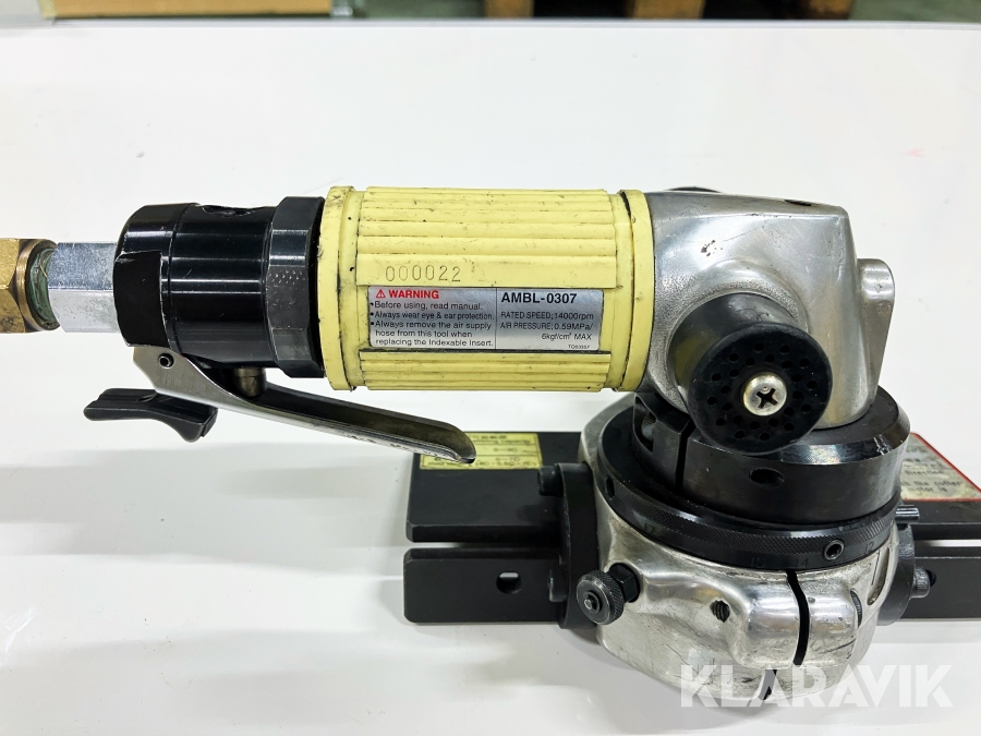 Handhållen pneumatisk grad och fasmaskin Nitto Kohki AMBL0