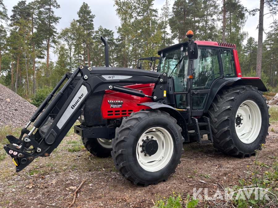 Traktor Valtra X100 Midjestyrd