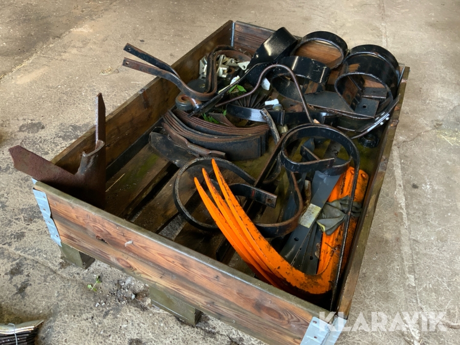 Pall diverse reservdelar