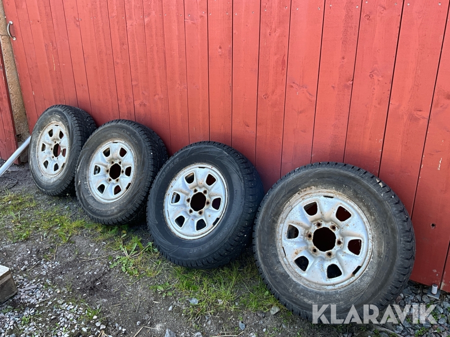 Vinterhjul 225/75R16 Toyota Hilux 4st