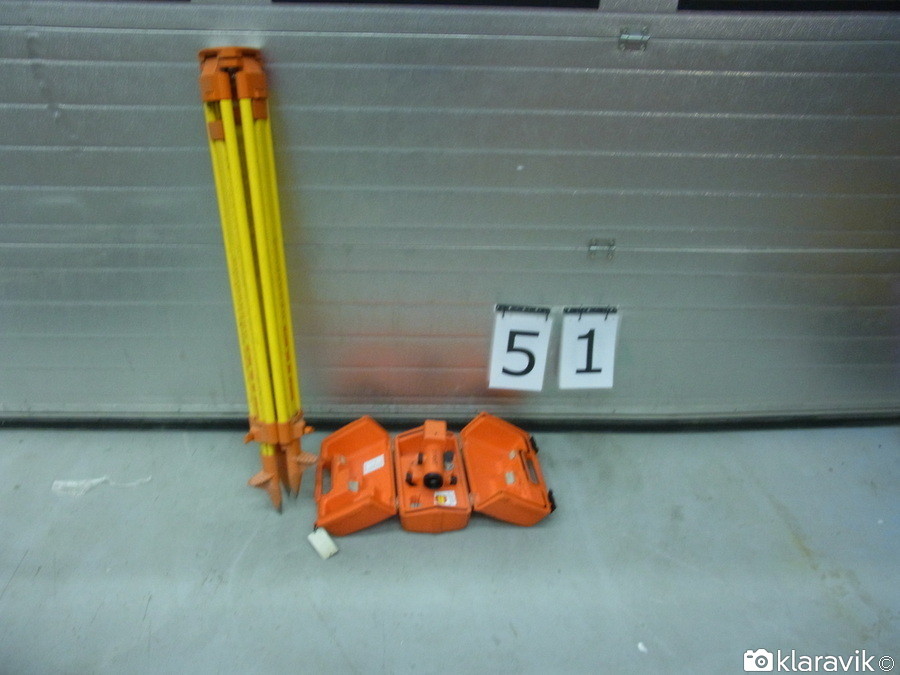 KIKARE + STATIV säljes om ett parti!