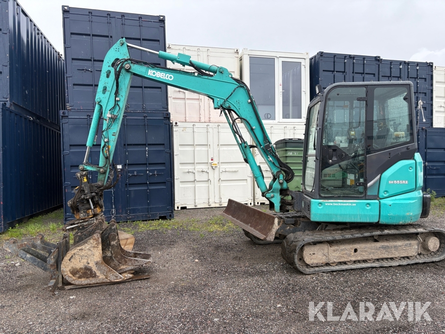 Grävmaskin Kobelco SK55SRX med redskap