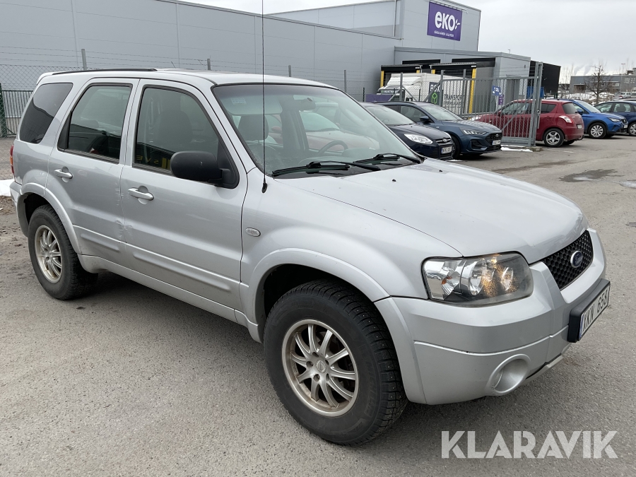 Ford Maverick 3.0 V6 4WD