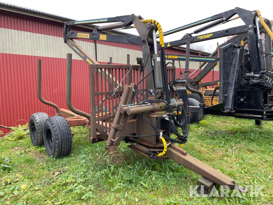 Skogsvagn Mowi 2453 med kran