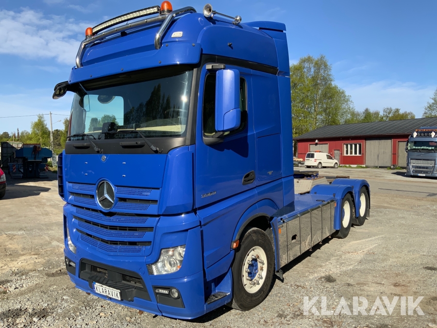 Dragbil Mercedes-Benz Actros