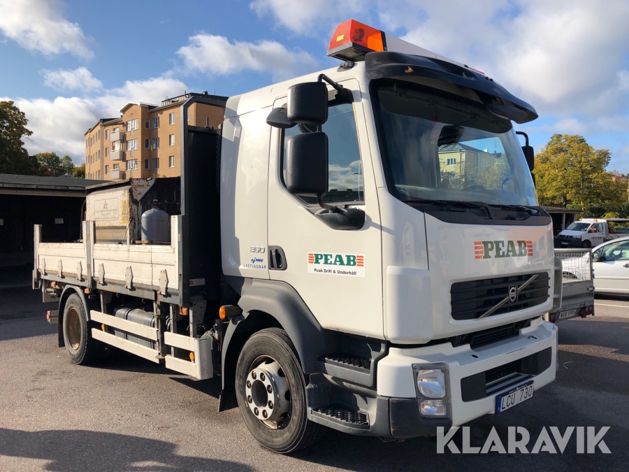 Asfaltsbil Volvo FL 4*2
