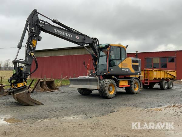 Grävmaskin Volvo EW160E med tiltrotor, dumpervagn och flera redskap