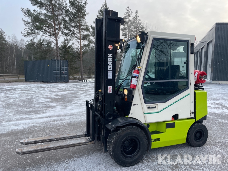 Truck Clark CGP 25