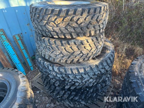 Vinterdäck 540/80R38  440/80R28 Nokian Hakkapeliitta TRI