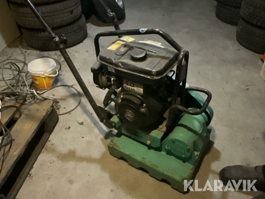 Markvibrator Mikasa MVB-85 för plattsättning