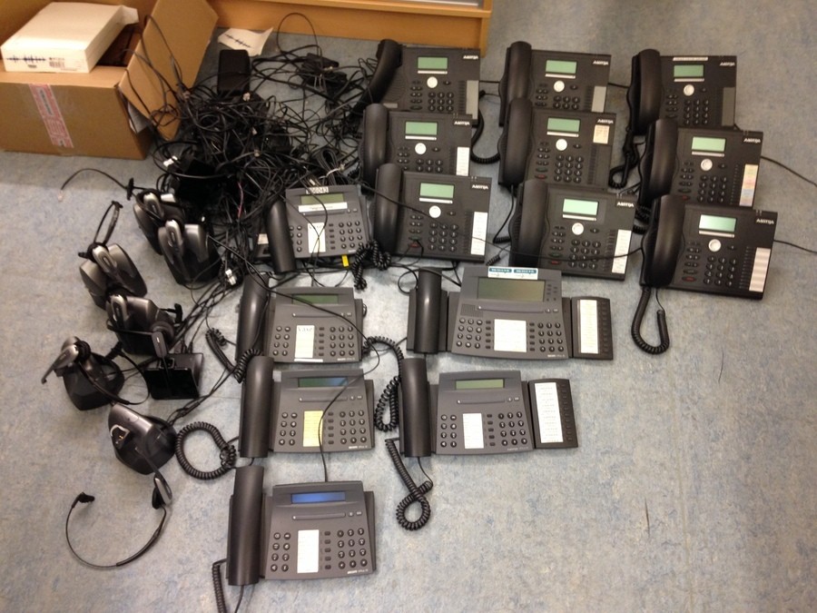 Telefonväxel Ascom Ascoted 2025/2045 inkl telefoner och headset