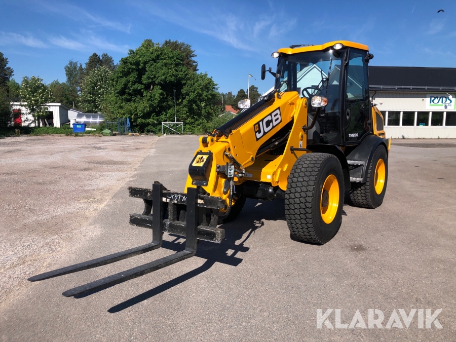 Teleskoplastare JCB TM220