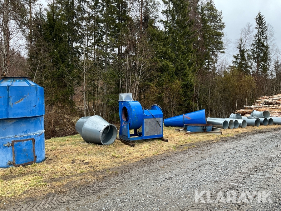 Spånfläkt med cyklon och blåsrör