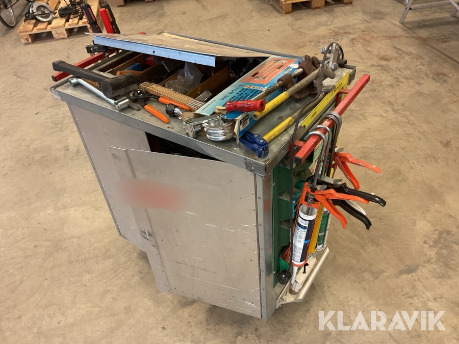 Verktygsvagn Plannja med diverse utrustning