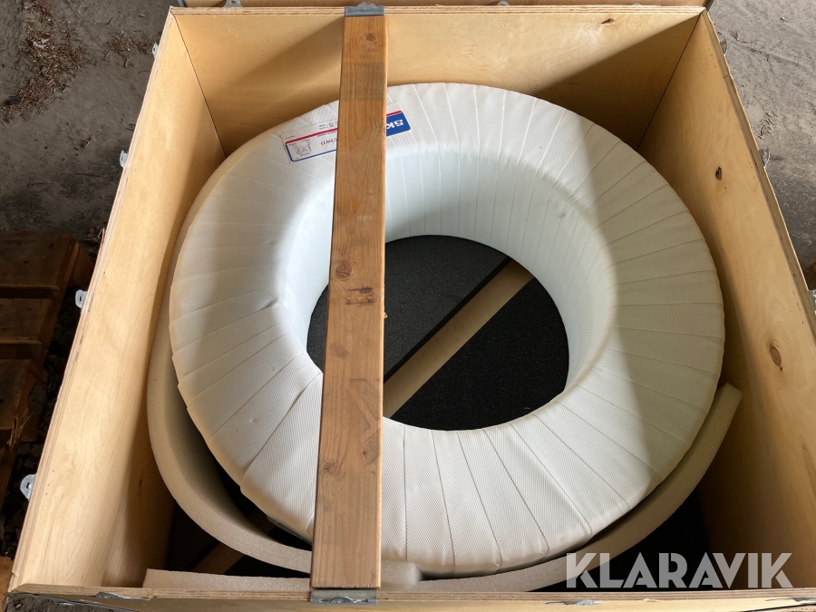 Sfäriskt rullager SKF 23196 CA/C3W33