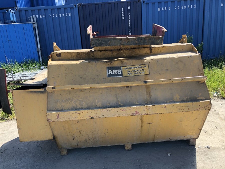 Dieseltank med pump 2000l