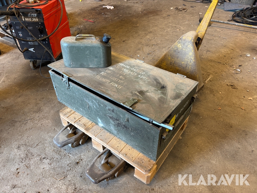 Bensindriven borr & bilmaskin Pionjär BR-80