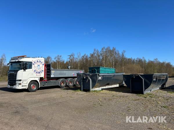 Lastväxlare tridem Scania R580 8x4 med släp och 4 flak