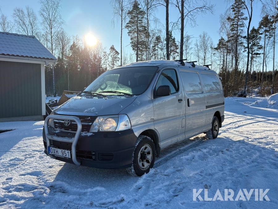Skåpbil Toyota HiAce Van 4WD