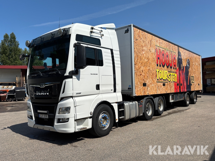 Lastbil MAN TGX 28.560 med trailer