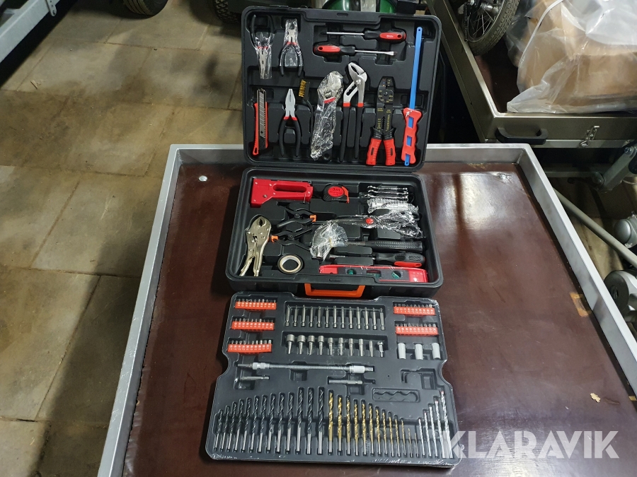 Verktygsväska med verktyg Bearsafe 550 del