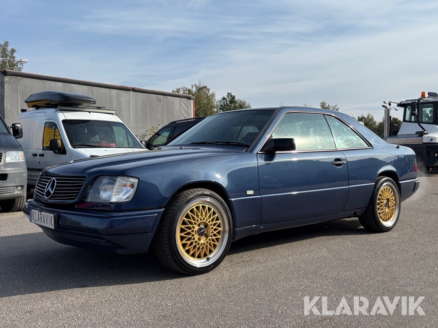 Veteranbil Mercedes-Benz 300 CE