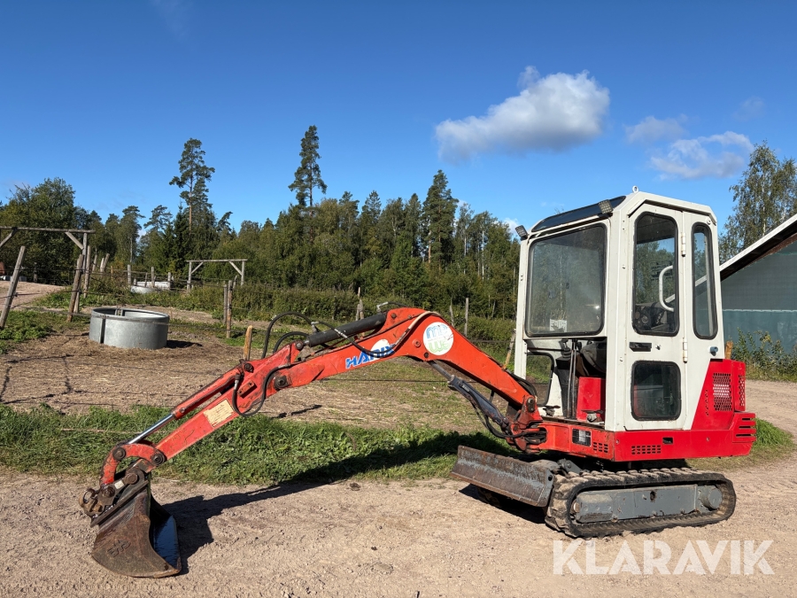 Minigrävare Hanix H15X med släp