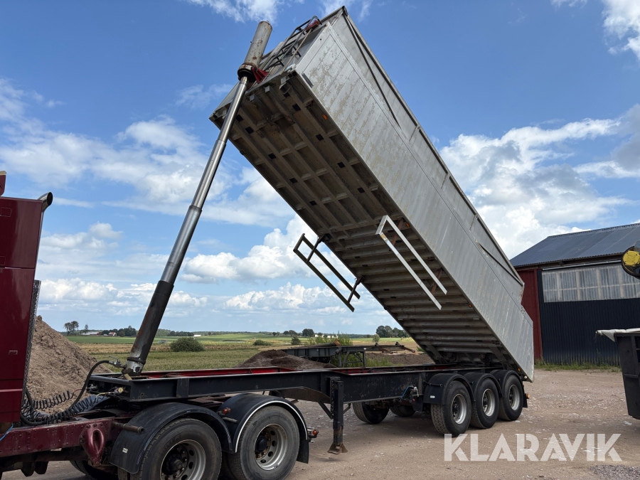 Tipptrailer Kel-Berg SKBT 40B med rulltäckning