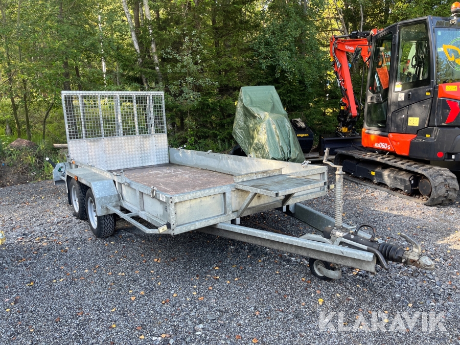 Personbilssläp Tiki TP385-DLB