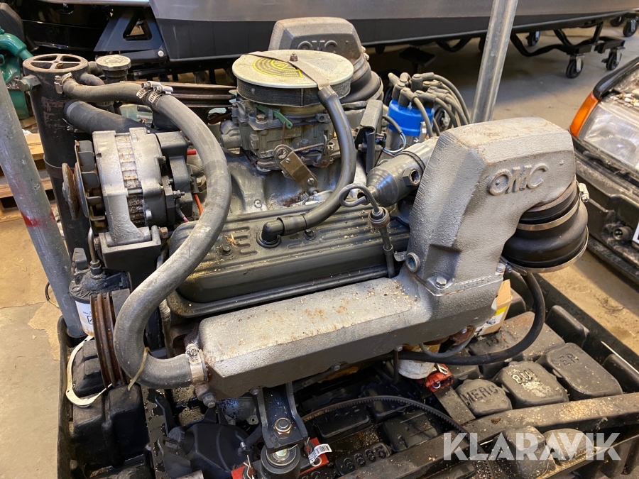Båtmotor OMC 305 5 liters