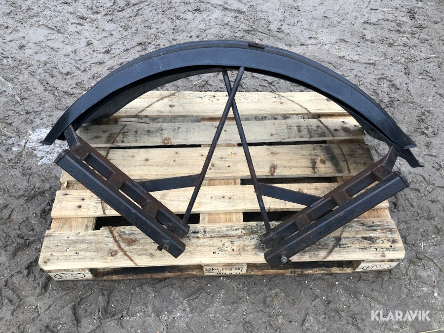 Stänkskärmar till traktor Valmet