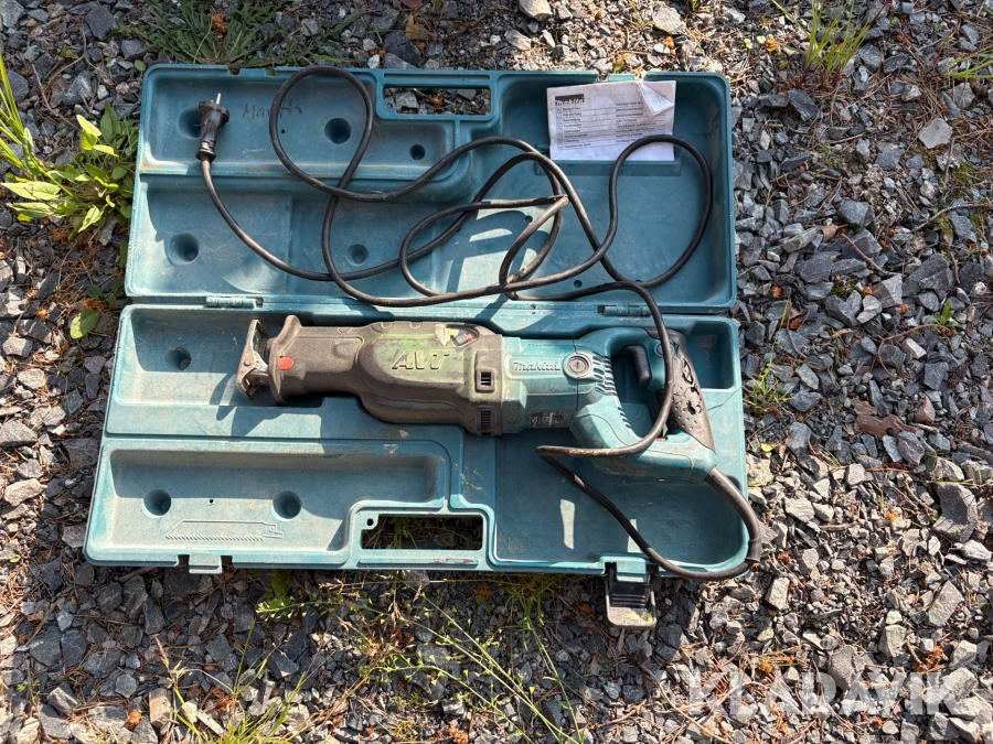 Tigersåg Makita JR3070CT