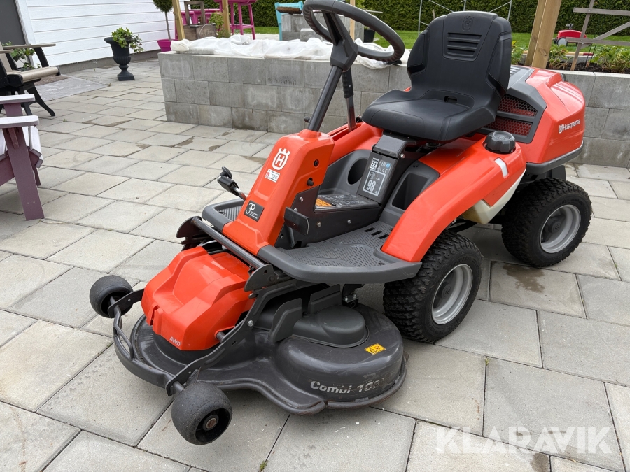 Gräsklippare Husqvarna Rider R214T AWD