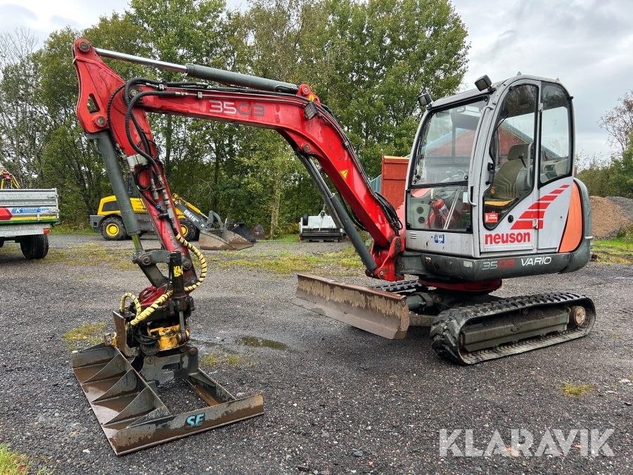 Grävmaskin Neuson 3503 RD Vario med rotator & 7 redskap