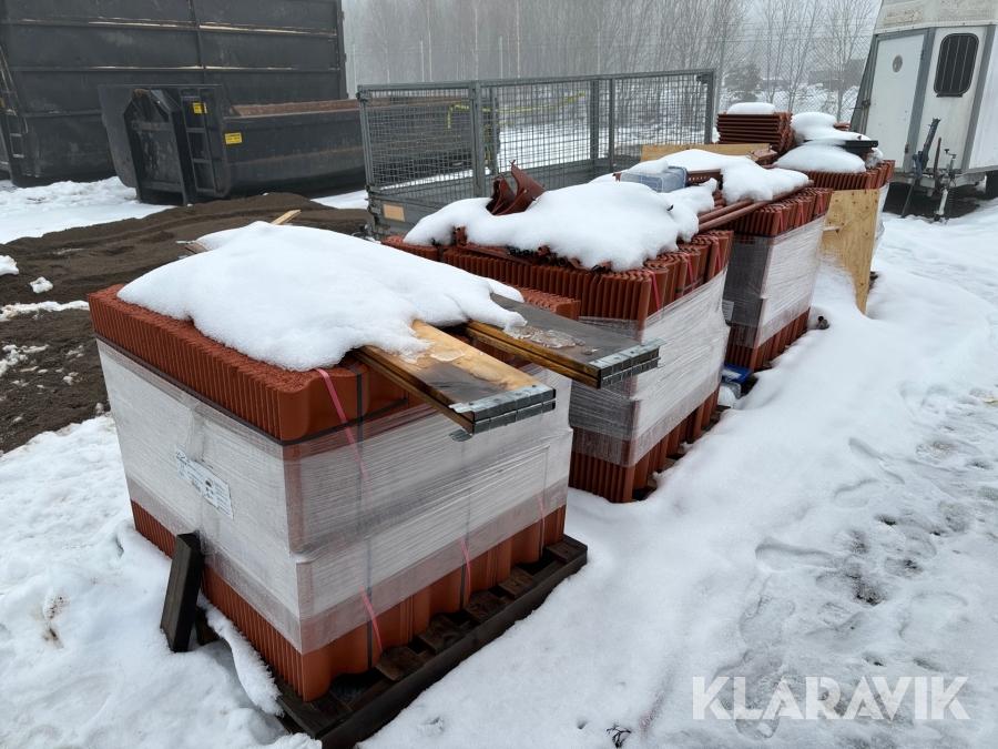 Takpannor Monier Elegant tegelröd 4st pallar