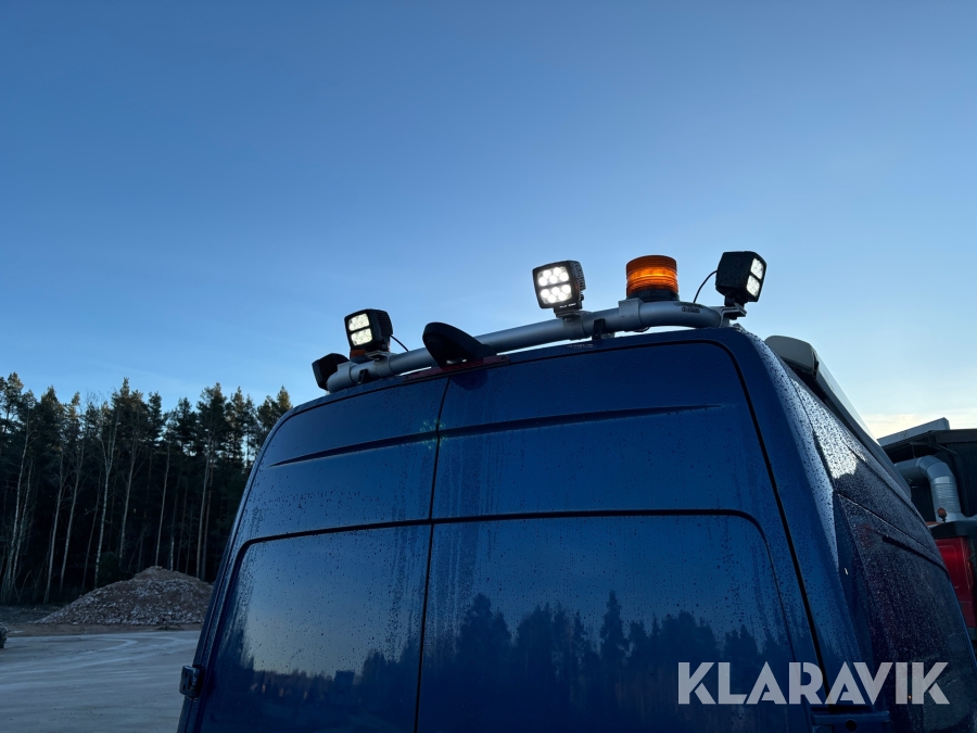 Skåpbil Mercedes-Benz Sprinter 519