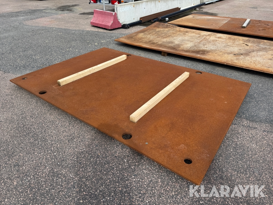Körplåt 3 x 2 M, 25 mm tjock