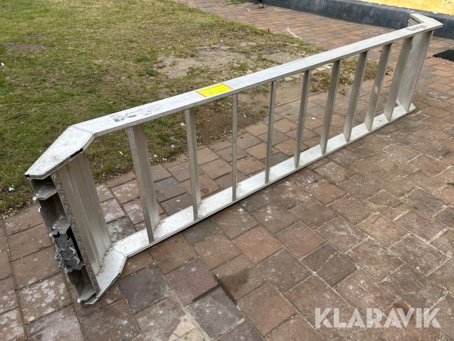 Trappa Peri (aluminium)